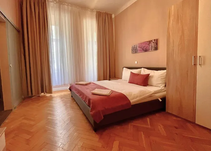 Aurellia Serviced Appartement